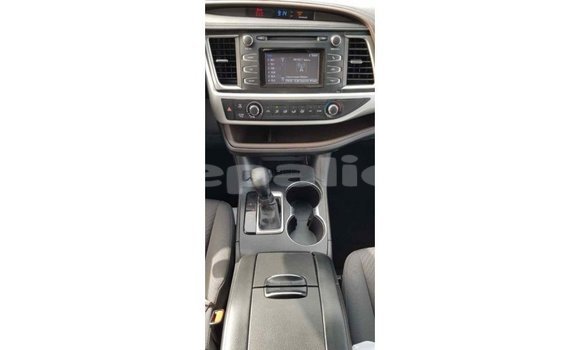Buy Import Toyota Highlander Brown Car in Import - Dubai in Bagmati Buy Import Toyota Highlander Brown Car in Import - Dubai in Bagmati