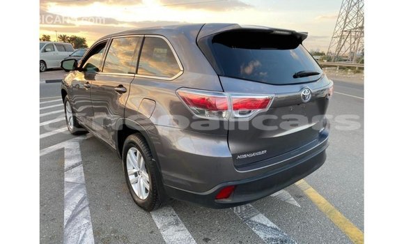 Buy Import Toyota Highlander Other Car in Import - Dubai in Bagmati Buy Import Toyota Highlander Other Car in Import - Dubai in Bagmati