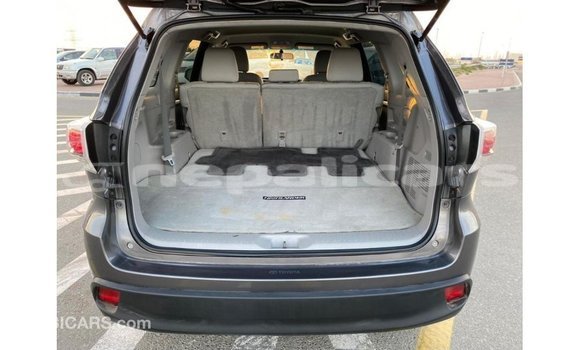 Buy Import Toyota Highlander Other Car in Import - Dubai in Bagmati Buy Import Toyota Highlander Other Car in Import - Dubai in Bagmati