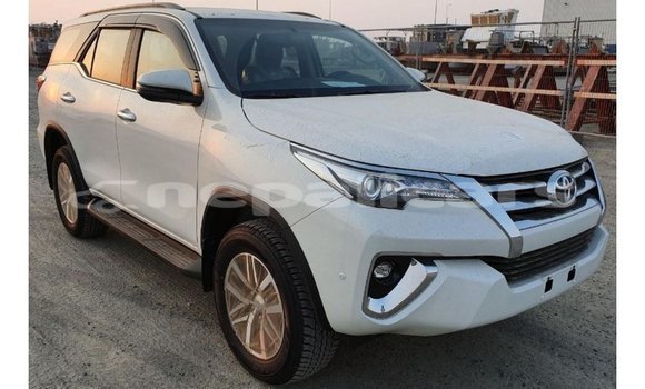 Buy Import Toyota Fortuner White Car in Import - Dubai in Bagmati Buy Import Toyota Fortuner White Car in Import - Dubai in Bagmati