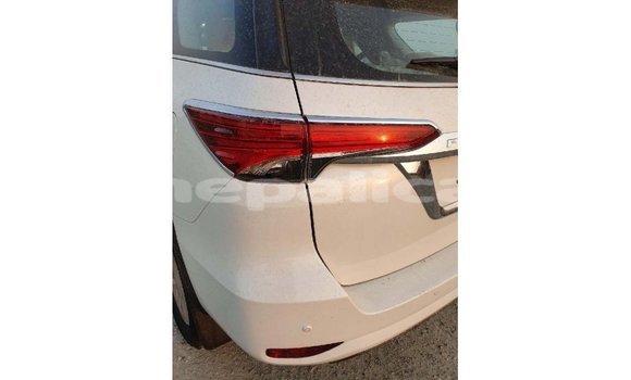 Buy Import Toyota Fortuner White Car in Import - Dubai in Bagmati Buy Import Toyota Fortuner White Car in Import - Dubai in Bagmati