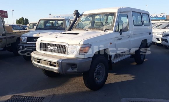 Buy Import Toyota Land Cruiser White Car in Import - Dubai in Bagmati Buy Import Toyota Land Cruiser White Car in Import - Dubai in Bagmati