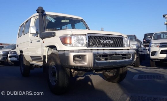 Buy Import Toyota Land Cruiser White Car in Import - Dubai in Bagmati Buy Import Toyota Land Cruiser White Car in Import - Dubai in Bagmati