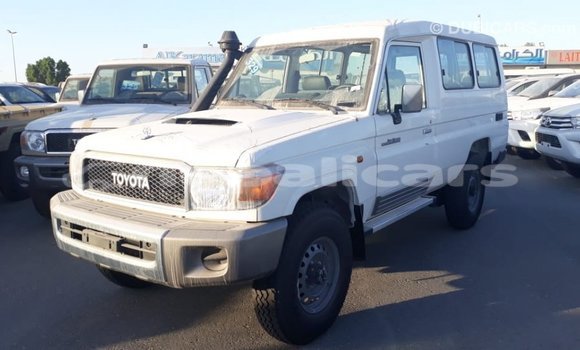 Buy Import Toyota Land Cruiser White Car in Import - Dubai in Bagmati Buy Import Toyota Land Cruiser White Car in Import - Dubai in Bagmati