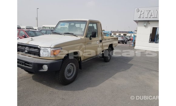 Buy Import Toyota Land Cruiser Beige Car in Import - Dubai in Bagmati Buy Import Toyota Land Cruiser Beige Car in Import - Dubai in Bagmati