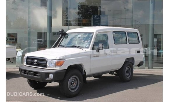 Buy Import Toyota Land Cruiser White Car in Import - Dubai in Bagmati Buy Import Toyota Land Cruiser White Car in Import - Dubai in Bagmati