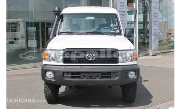 Buy Import Toyota Land Cruiser White Car in Import - Dubai in Bagmati Buy Import Toyota Land Cruiser White Car in Import - Dubai in Bagmati