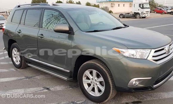Buy Import Toyota Highlander Green Car in Import - Dubai in Bagmati Buy Import Toyota Highlander Green Car in Import - Dubai in Bagmati