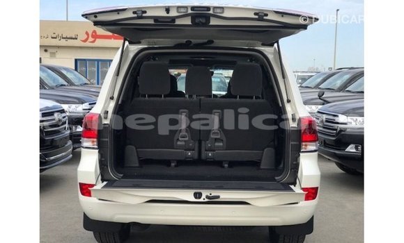 Buy Import Toyota Land Cruiser White Car in Import - Dubai in Bagmati Buy Import Toyota Land Cruiser White Car in Import - Dubai in Bagmati