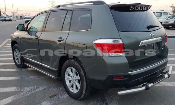 Buy Import Toyota Highlander Green Car in Import - Dubai in Bagmati Buy Import Toyota Highlander Green Car in Import - Dubai in Bagmati