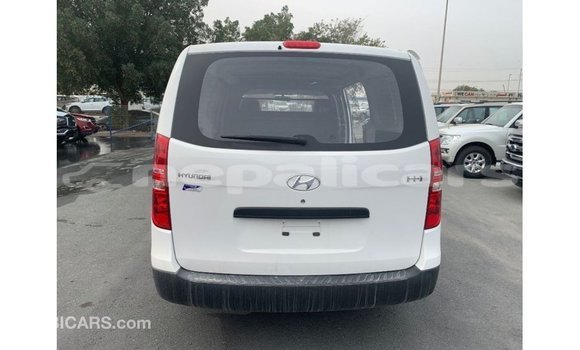 Buy Import Hyundai Cargo White Car in Import - Dubai in Bagmati Buy Import Hyundai Cargo White Car in Import - Dubai in Bagmati