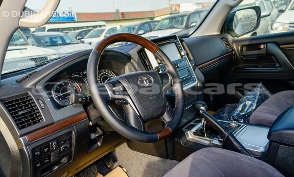 Buy Import Toyota Land Cruiser White Car in Import - Dubai in Bagmati Buy Import Toyota Land Cruiser White Car in Import - Dubai in Bagmati