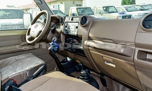 Buy Import Toyota Land Cruiser Beige Car in Import - Dubai in Bagmati Buy Import Toyota Land Cruiser Beige Car in Import - Dubai in Bagmati