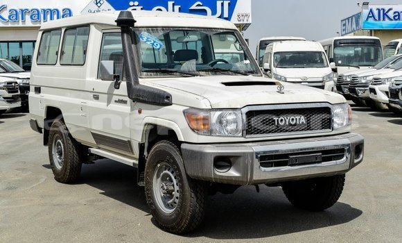 Buy Import Toyota Land Cruiser White Car in Import - Dubai in Bagmati Buy Import Toyota Land Cruiser White Car in Import - Dubai in Bagmati