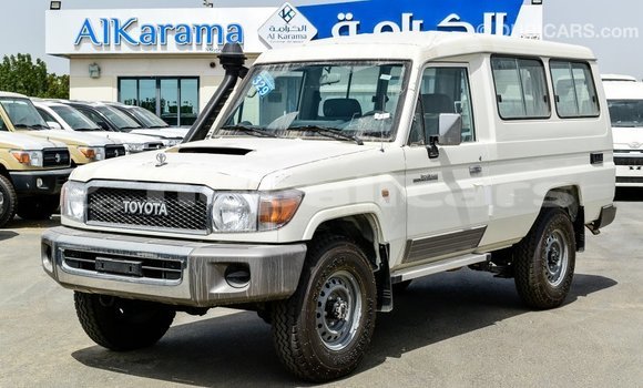 Buy Import Toyota Land Cruiser White Car in Import - Dubai in Bagmati Buy Import Toyota Land Cruiser White Car in Import - Dubai in Bagmati
