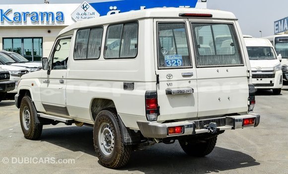 Buy Import Toyota Land Cruiser White Car in Import - Dubai in Bagmati Buy Import Toyota Land Cruiser White Car in Import - Dubai in Bagmati
