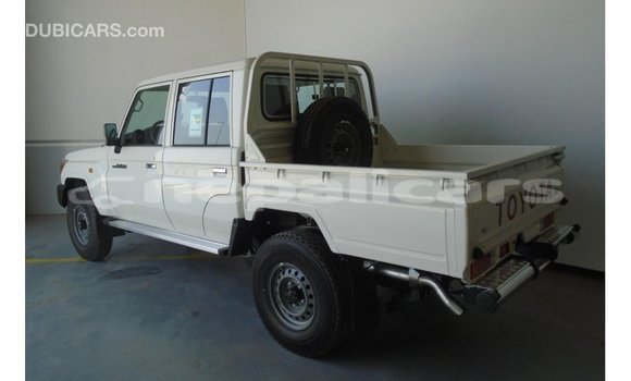 Buy Import Toyota Land Cruiser White Car in Import - Dubai in Bagmati Buy Import Toyota Land Cruiser White Car in Import - Dubai in Bagmati
