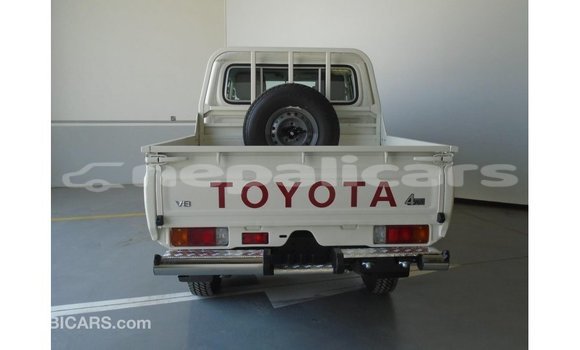 Buy Import Toyota Land Cruiser White Car in Import - Dubai in Bagmati Buy Import Toyota Land Cruiser White Car in Import - Dubai in Bagmati