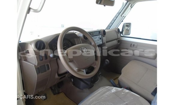 Buy Import Toyota Land Cruiser White Car in Import - Dubai in Bagmati Buy Import Toyota Land Cruiser White Car in Import - Dubai in Bagmati