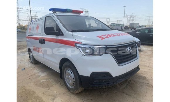 Buy Import Hyundai Accent White Car in Import - Dubai in Bagmati Buy Import Hyundai Accent White Car in Import - Dubai in Bagmati