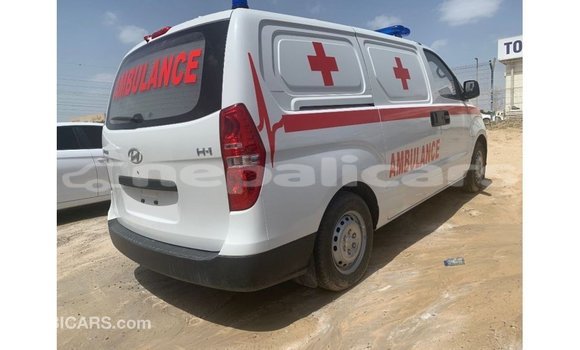 Buy Import Hyundai Accent White Car in Import - Dubai in Bagmati Buy Import Hyundai Accent White Car in Import - Dubai in Bagmati