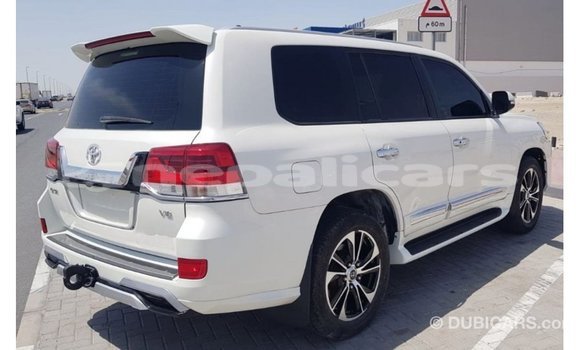 Buy Import Toyota Land Cruiser White Car in Import - Dubai in Bagmati Buy Import Toyota Land Cruiser White Car in Import - Dubai in Bagmati