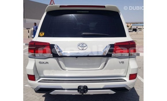 Buy Import Toyota Land Cruiser White Car in Import - Dubai in Bagmati Buy Import Toyota Land Cruiser White Car in Import - Dubai in Bagmati