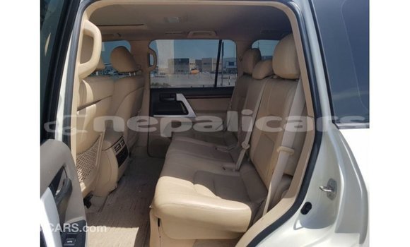 Buy Import Toyota Land Cruiser White Car in Import - Dubai in Bagmati Buy Import Toyota Land Cruiser White Car in Import - Dubai in Bagmati