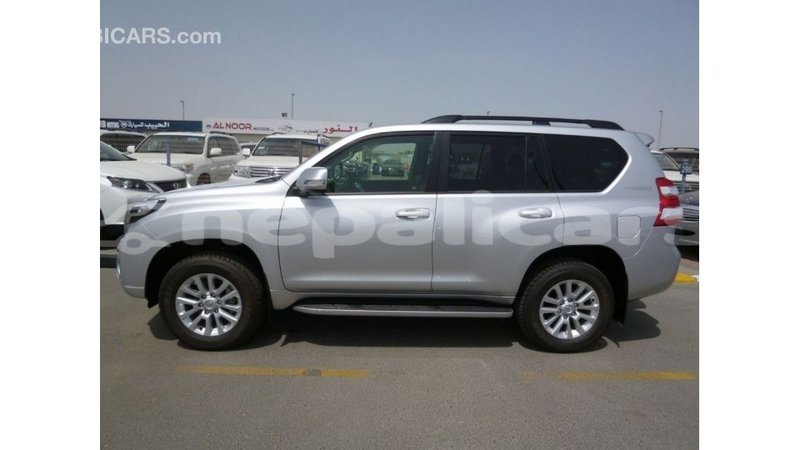 Big with watermark toyota prado bagmati import dubai 3083