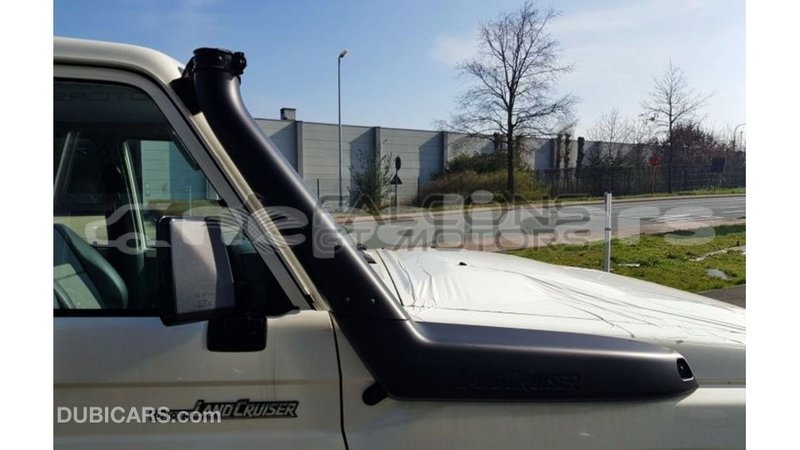 Big with watermark toyota land cruiser bagmati import dubai 3085