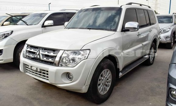 Buy Import Mitsubishi Pajero White Car in Import - Dubai in Bagmati Buy Import Mitsubishi Pajero White Car in Import - Dubai in Bagmati
