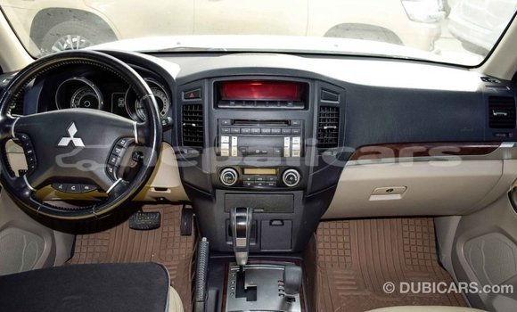 Buy Import Mitsubishi Pajero White Car in Import - Dubai in Bagmati Buy Import Mitsubishi Pajero White Car in Import - Dubai in Bagmati