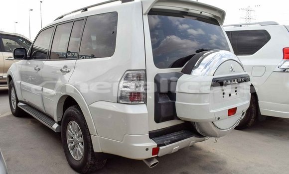Buy Import Mitsubishi Pajero White Car in Import - Dubai in Bagmati Buy Import Mitsubishi Pajero White Car in Import - Dubai in Bagmati
