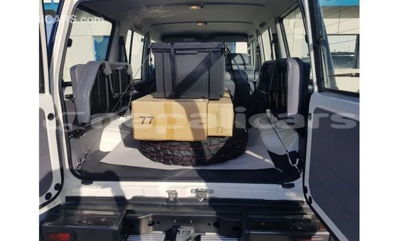 Buy Import Toyota Land Cruiser White Car in Import - Dubai in Bagmati Buy Import Toyota Land Cruiser White Car in Import - Dubai in Bagmati