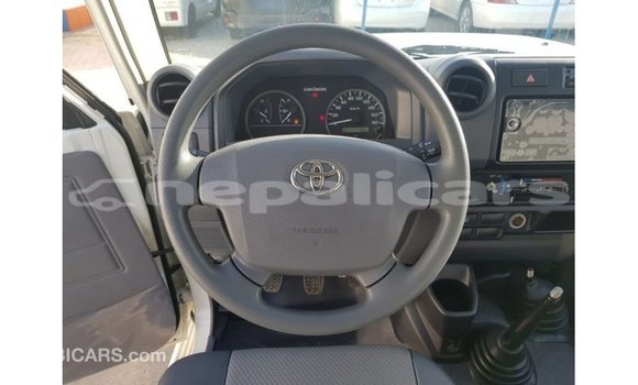 Buy Import Toyota Land Cruiser White Car in Import - Dubai in Bagmati Buy Import Toyota Land Cruiser White Car in Import - Dubai in Bagmati