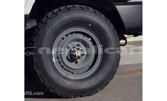 Buy Import Toyota Land Cruiser White Car in Import - Dubai in Bagmati Buy Import Toyota Land Cruiser White Car in Import - Dubai in Bagmati