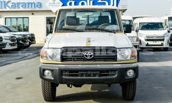 Buy Import Toyota Land Cruiser Beige Car in Import - Dubai in Bagmati Buy Import Toyota Land Cruiser Beige Car in Import - Dubai in Bagmati