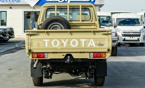 Buy Import Toyota Land Cruiser Beige Car in Import - Dubai in Bagmati Buy Import Toyota Land Cruiser Beige Car in Import - Dubai in Bagmati