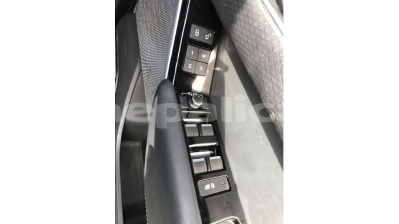 Big with watermark land rover range rover bagmati import dubai 3130