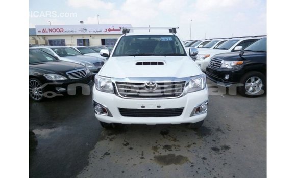 Buy Import Toyota Hilux White Car in Import - Dubai in Bagmati Buy Import Toyota Hilux White Car in Import - Dubai in Bagmati