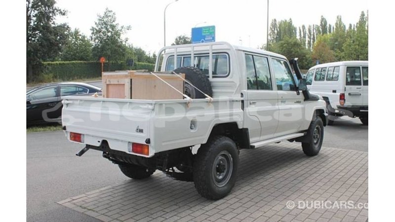Big with watermark toyota land cruiser bagmati import dubai 3152