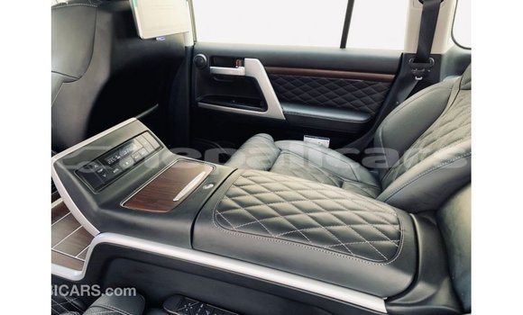 Buy Import Toyota Land Cruiser Black Car in Import - Dubai in Bagmati Buy Import Toyota Land Cruiser Black Car in Import - Dubai in Bagmati