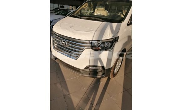 Buy Import Hyundai Accent White Car in Import - Dubai in Bagmati Buy Import Hyundai Accent White Car in Import - Dubai in Bagmati