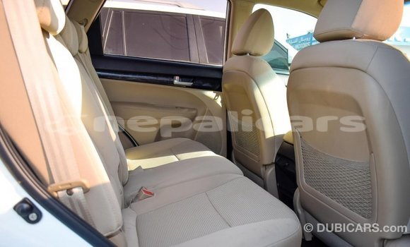 Buy Import Kia Sorento White Car in Import - Dubai in Bagmati Buy Import Kia Sorento White Car in Import - Dubai in Bagmati