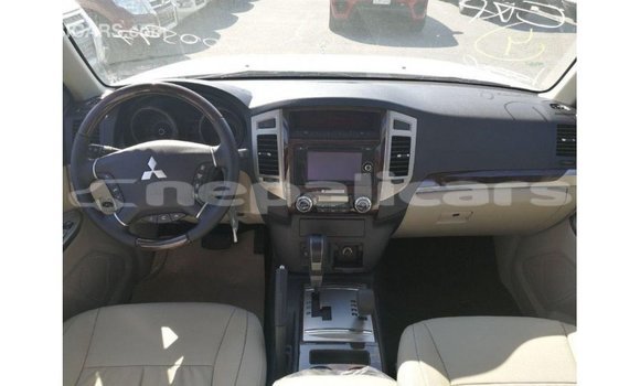 Buy Import Mitsubishi Pajero White Car in Import - Dubai in Bagmati Buy Import Mitsubishi Pajero White Car in Import - Dubai in Bagmati