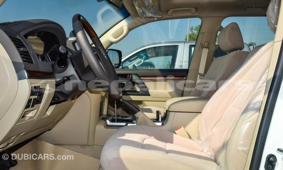 Buy Import Toyota Land Cruiser White Car in Import - Dubai in Bagmati Buy Import Toyota Land Cruiser White Car in Import - Dubai in Bagmati