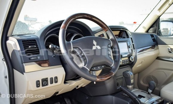 Buy Import Mitsubishi Pajero White Car in Import - Dubai in Bagmati Buy Import Mitsubishi Pajero White Car in Import - Dubai in Bagmati