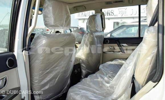 Buy Import Mitsubishi Pajero White Car in Import - Dubai in Bagmati Buy Import Mitsubishi Pajero White Car in Import - Dubai in Bagmati