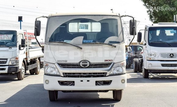 Buy Import Hino 300 Series White Truck in Import - Dubai in Bagmati Buy Import Hino 300 Series White Truck in Import - Dubai in Bagmati