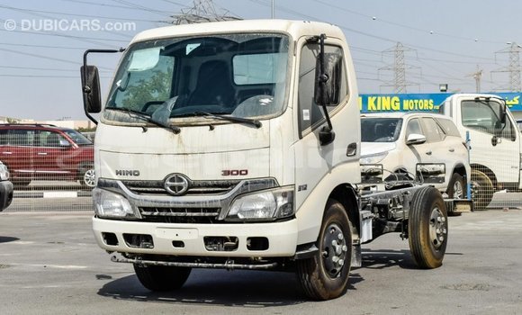 Buy Import Hino 300 Series White Truck in Import - Dubai in Bagmati Buy Import Hino 300 Series White Truck in Import - Dubai in Bagmati